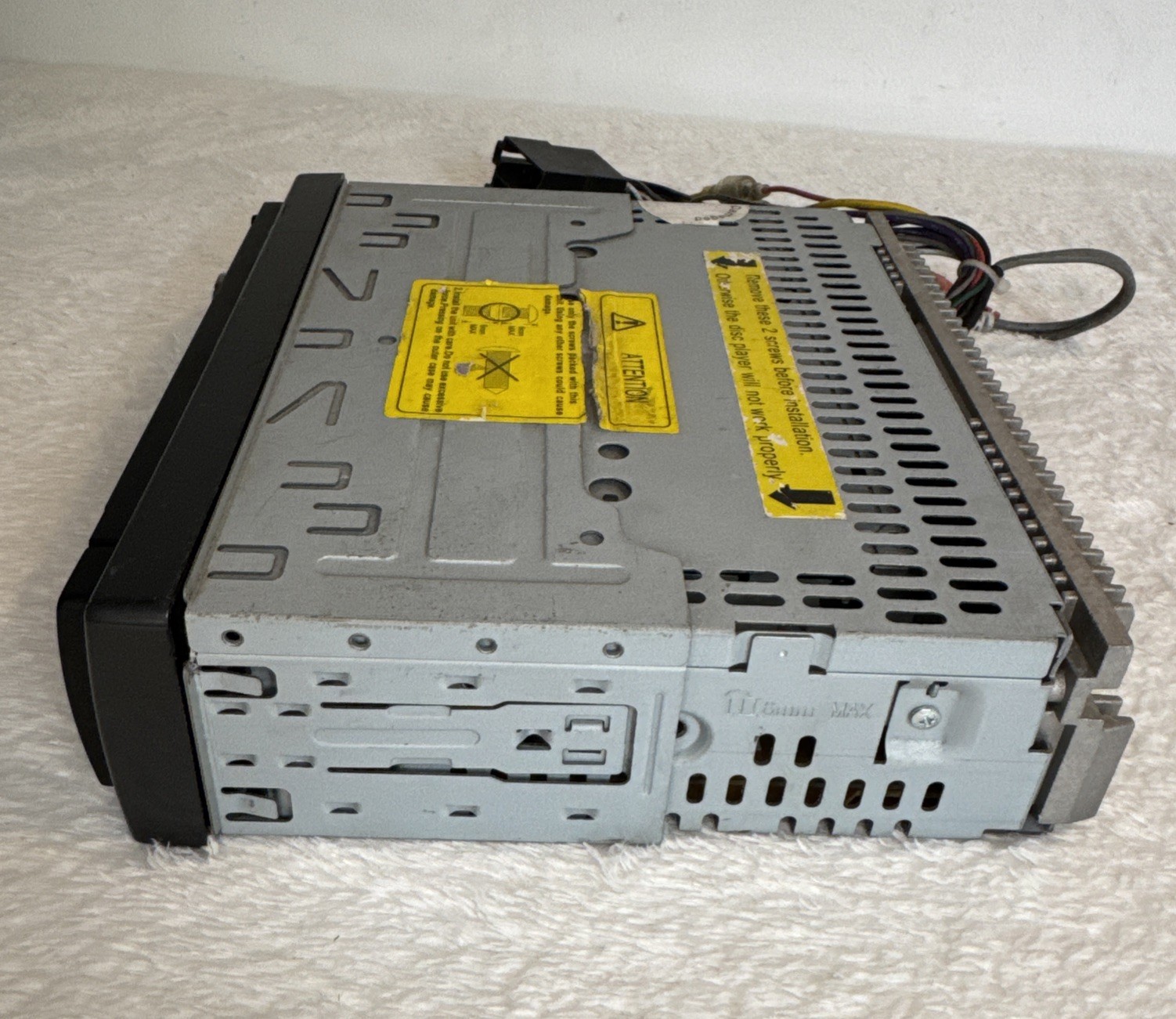 Sendai CD789 Used Car Stereo Head Unit CD/MP3 AM/FM In-Dash Not Tested
