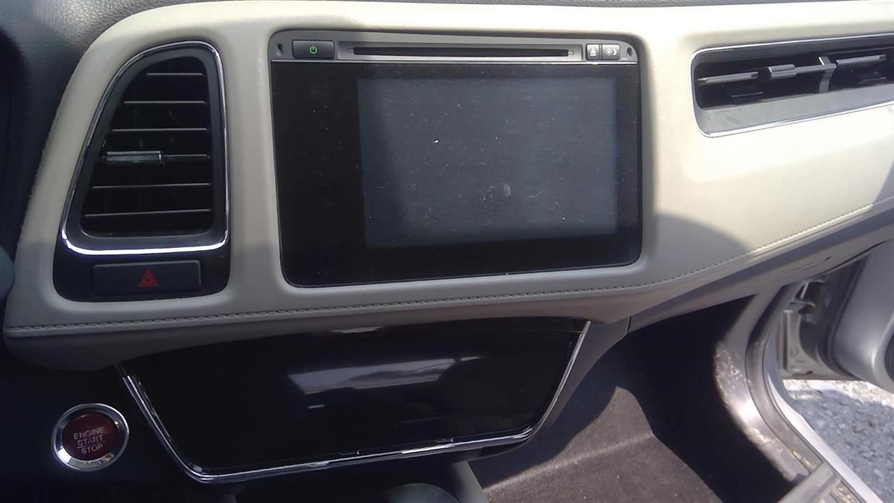 Audio Equipment Radio US Market Display And Receiver EX Fits 18 HR-V 2165754
