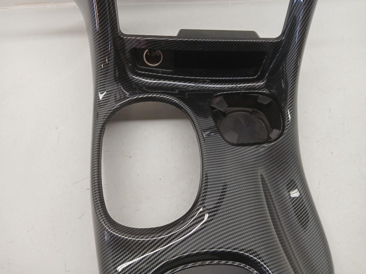 97-04 CORVETTE C5 AFT SONY TOUCH SCREEN 6.2″ RADIO AND CARBON FIBER TRIM