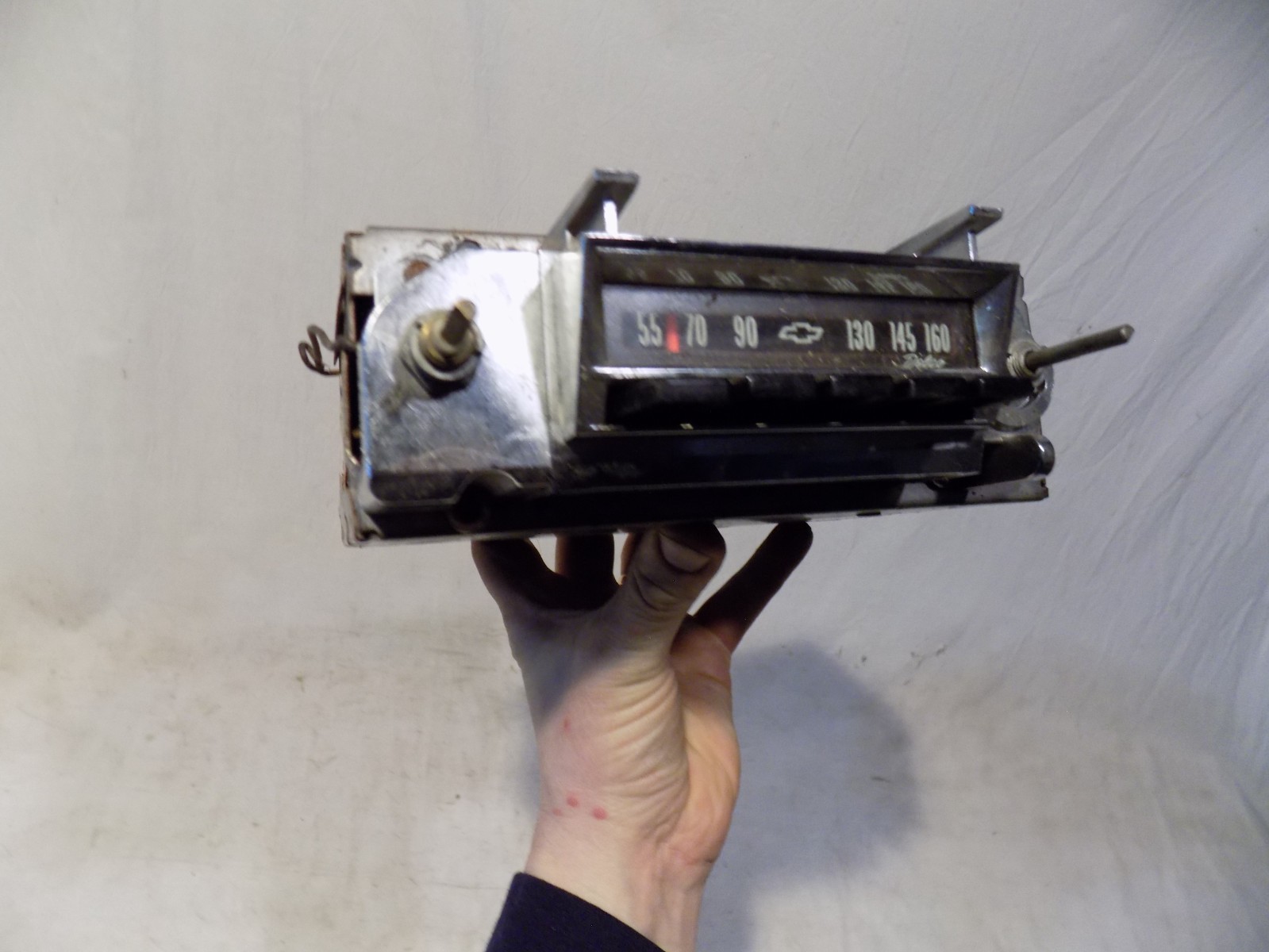 1965-66 CHEVY CORVAIR AM RADIO CHEVROLET VINTAGE 500 COUPE CONVERTIBLE WAGON VAN