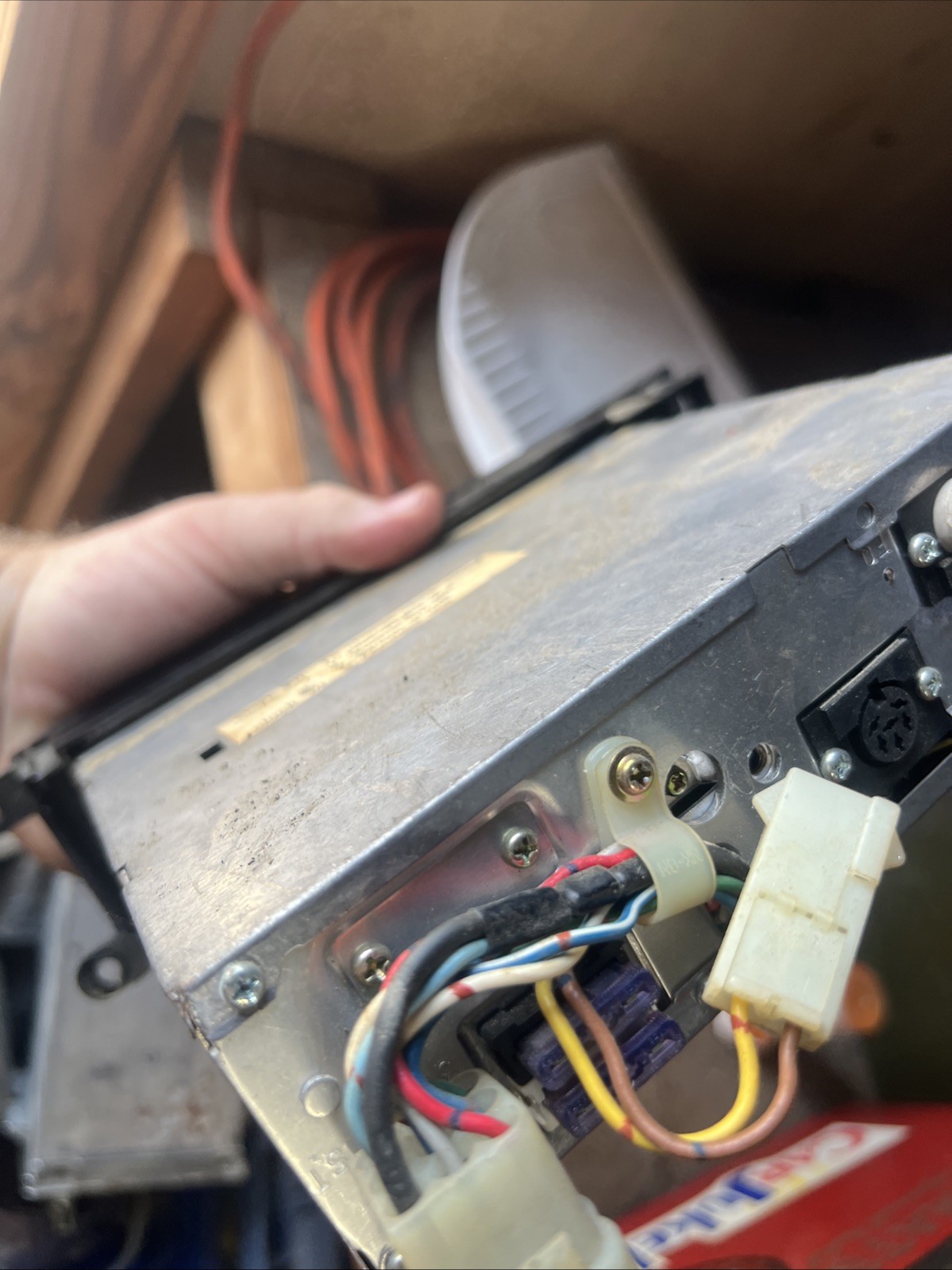 Volvo Radio Cr 712 PN 3523509 we Do Not Know If This Radio Works Or Not