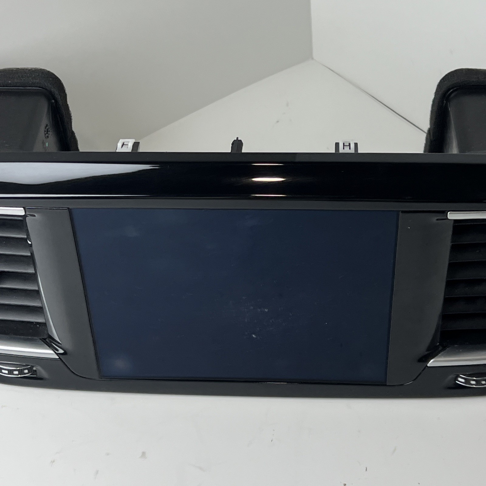 68316174AC 2018 CHRYSLER PACIFICA DISPLAY SCREEN RADIO RECIEVER OEM
