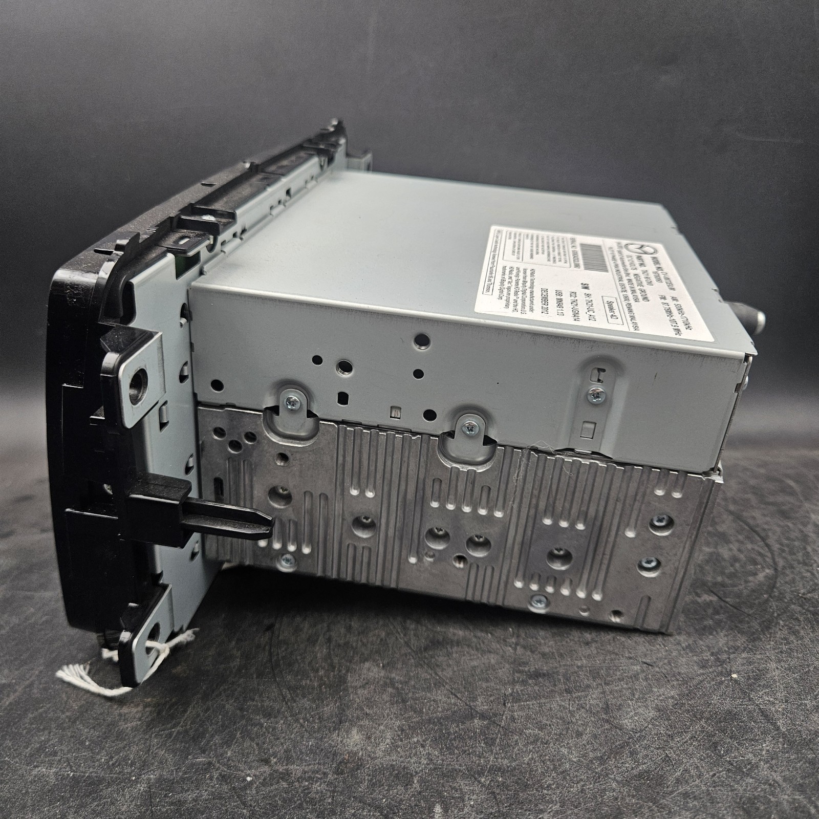 2013-2014 Mazda CX-9 Standard AM-FM Radio Receiver w/Bluetooth