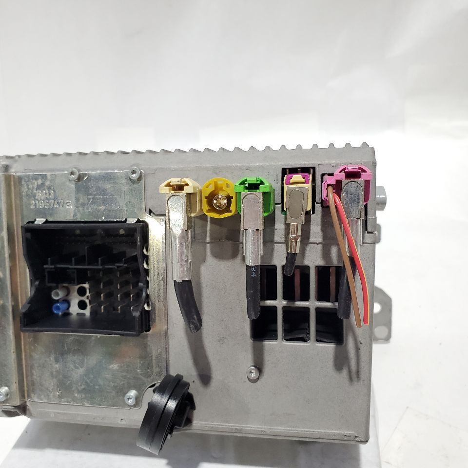 2014 2015 2016 2017 BMW I3 OEM 2309-12-2886 Radio Receiver