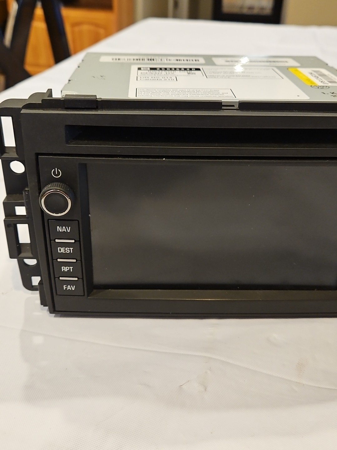 2008 GMC Sierra 3500HD AM FM CD DVD MP3 NAV Stereo Radio Receiver 25846420