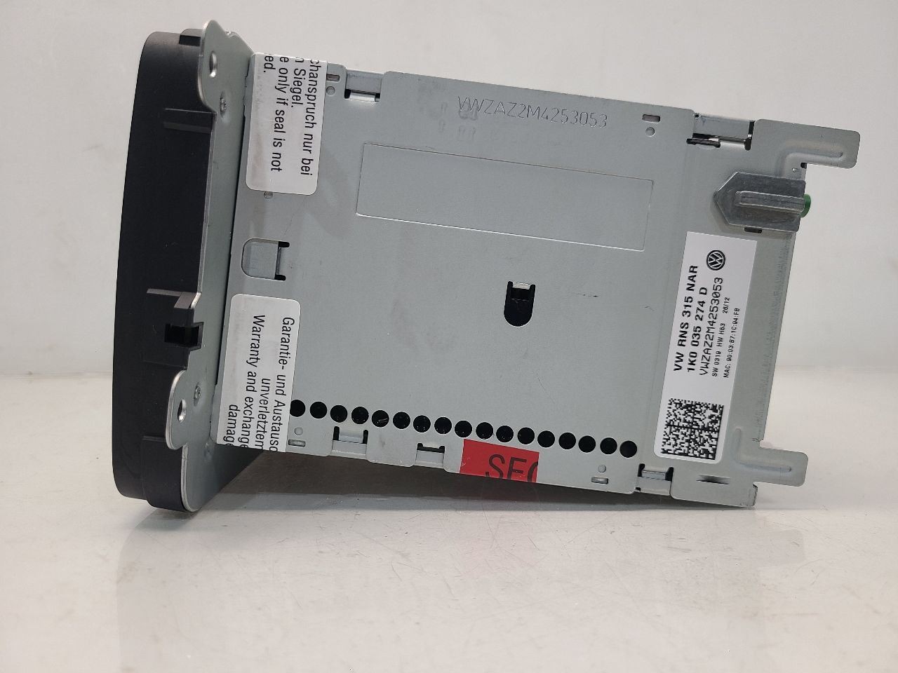 2009-17 Volkswagen Tiguan AM/FM/CD/DVD/NAV Radio Receiver – PN: 1K0035274D