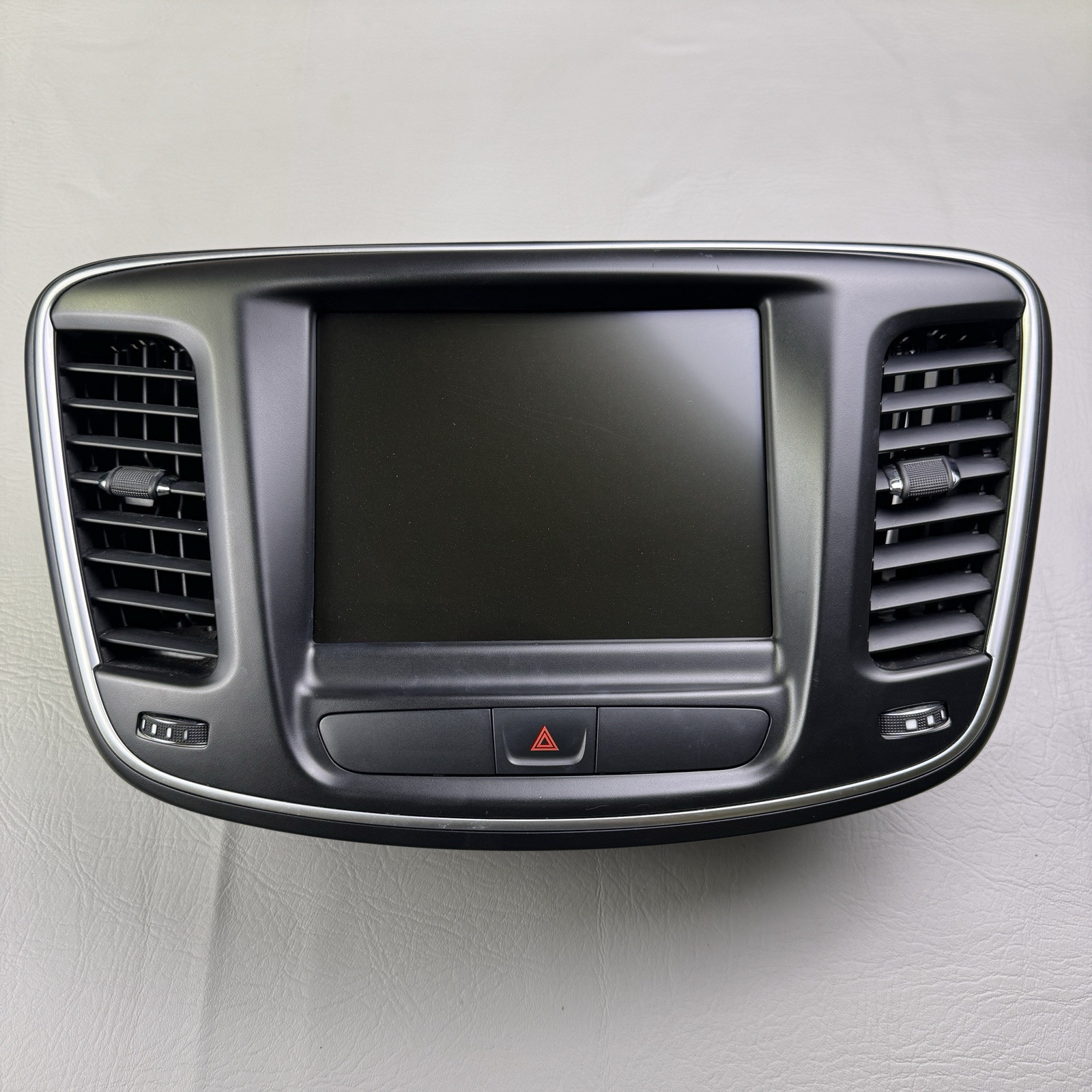 2015 Chrysler 200 Info Media Display Screen Head Unit VP3 NA W/ Air Vents OEM