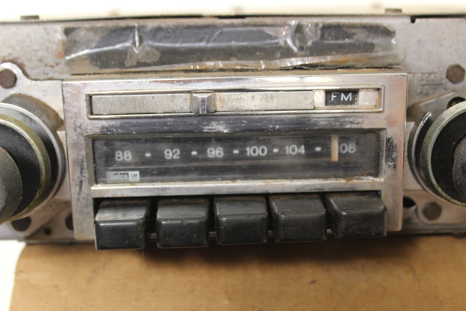 68-72 CHEVROLET GMC TRUCK BLAZER JIMMY DELCO AM-FM RADIO