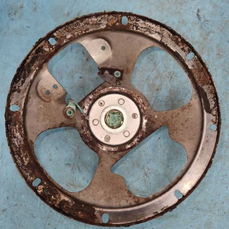 PARTS DONOR RADIO W/SPEAKER Fits 1939 OLDSMOBILE 1244040