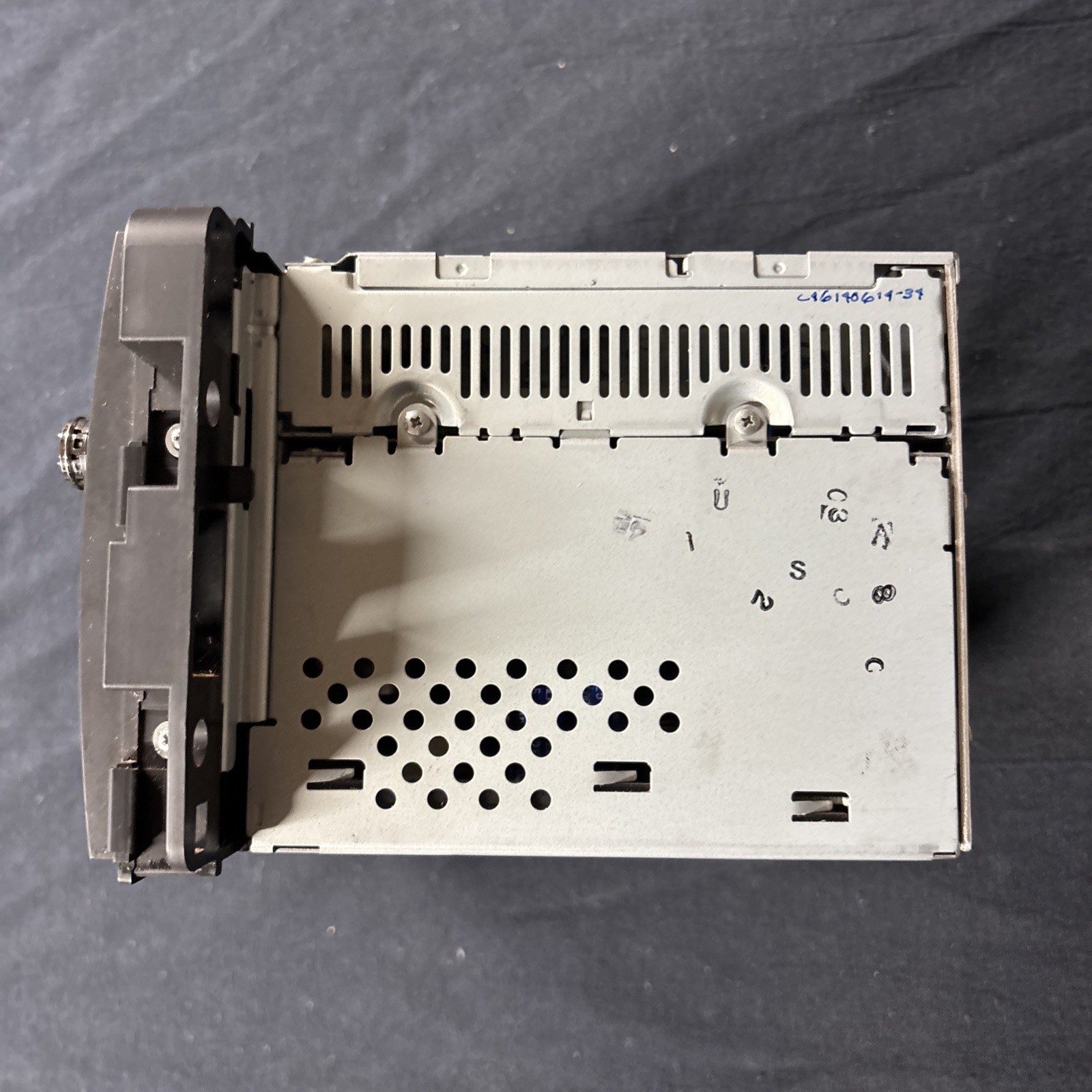 2007-2011 GMC-Yukon-Stereo-Original-Dolby Digital-Dts-DVD-Head Unit-Radio