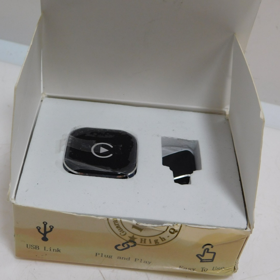 USB Auto Wireless CarPlay Adapter For iPhone Apple Wireless Dongle Plug ＆ Play