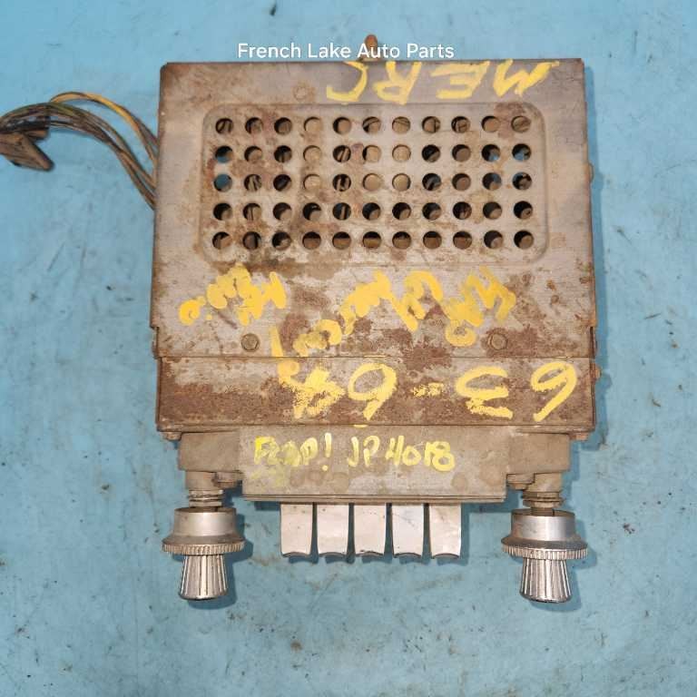 UNTESTED AM Radio “C4MA-18805” Fits 1964 MERCURY 1239049