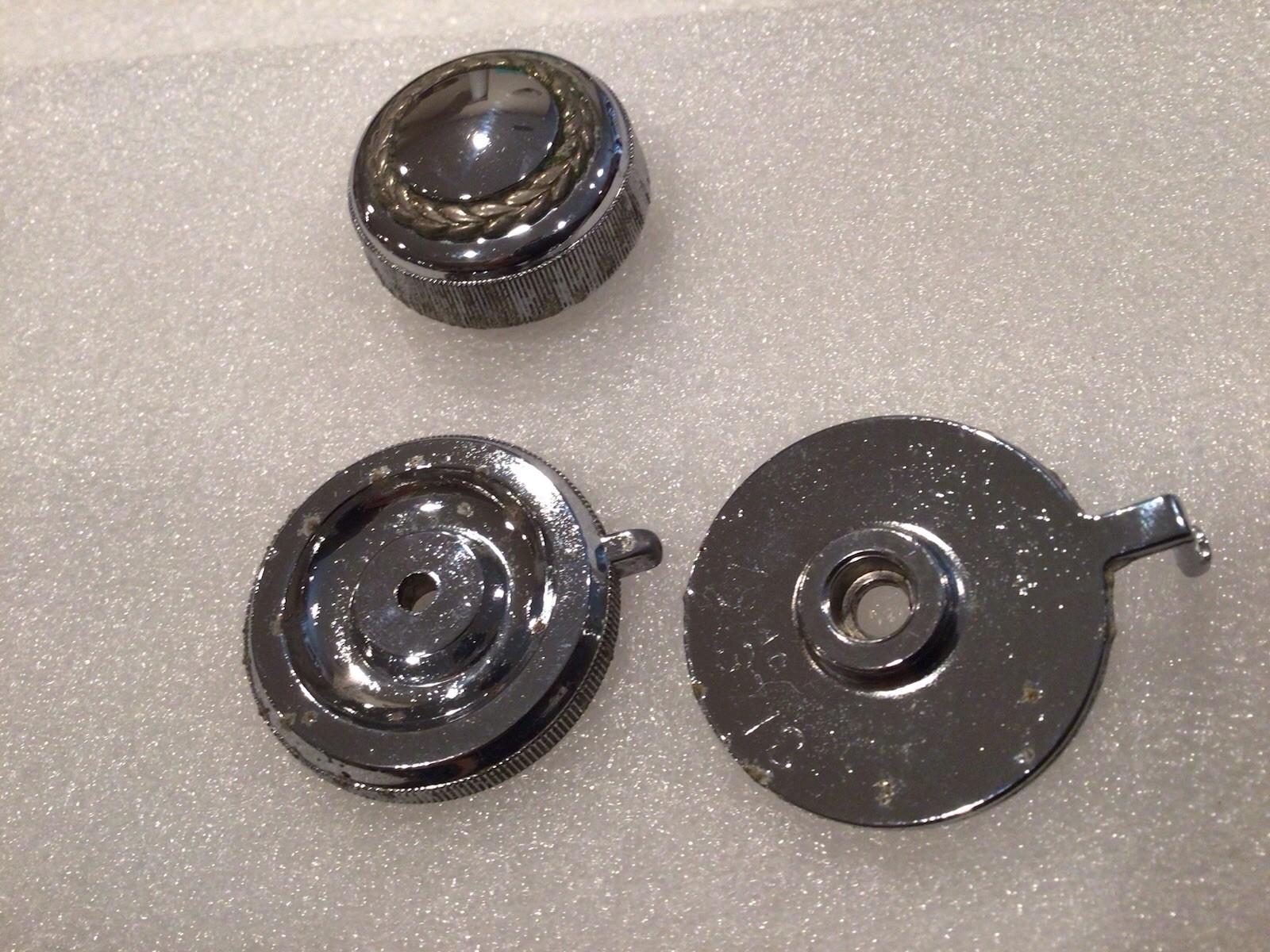 79 80 81 82 Cadillac Delco ETR DIGITAL DISPLAY AM/FM 8-Track CB Radio KNOBS OEM