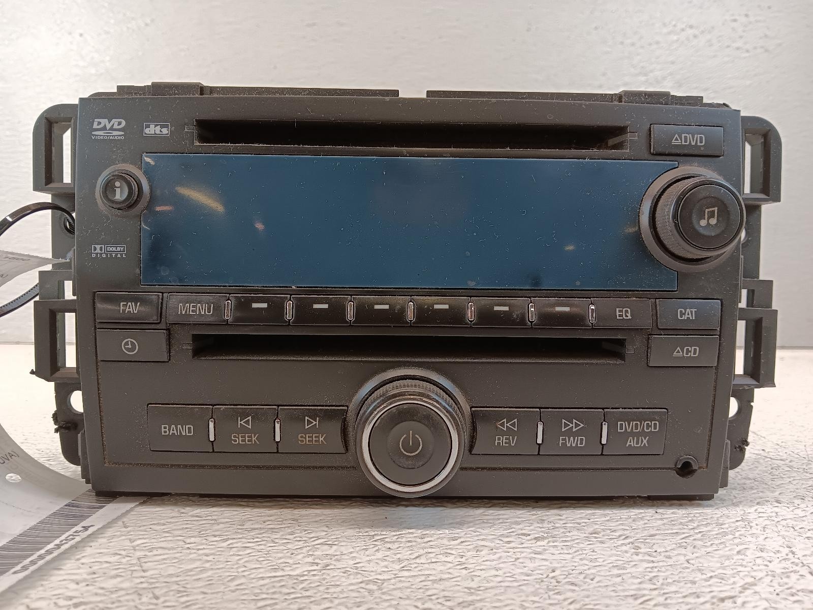 07 08 Suburban 1500 Radio Opt UVA *Aux Port Damage* *May Need Programming*