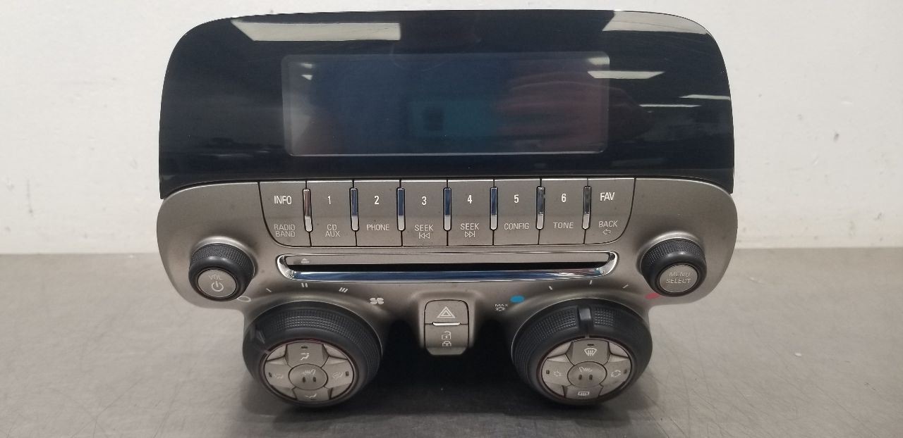 10 CHEVY CAMARO RADIO AUDIO TEMPERATURE HVAC CONTROL PANEL 92235960