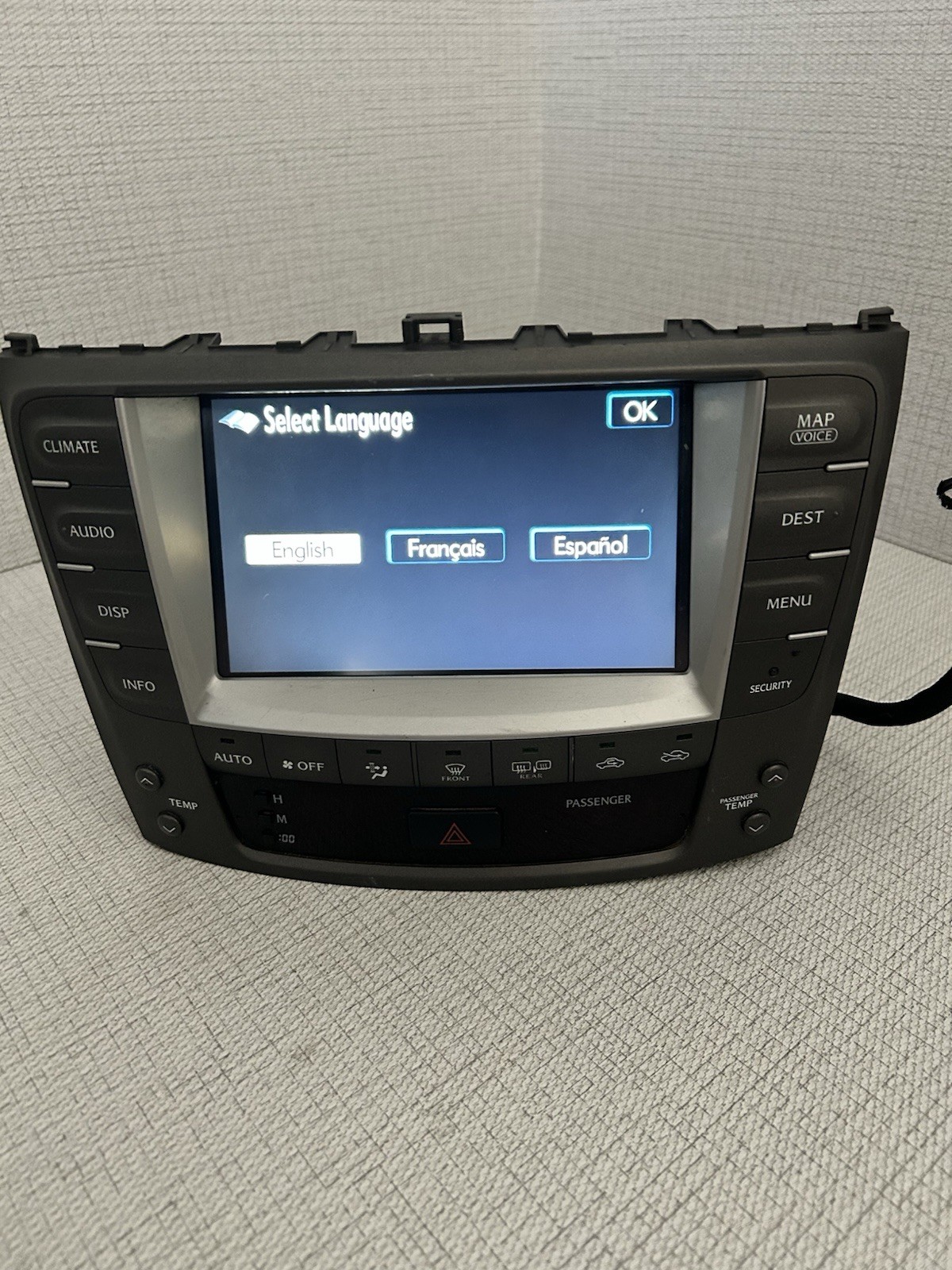 86111-53050 NAVI RADIO GPS STEREO UNIT SCREEN LEXUS IS250 IS350 2006-2009 OEM