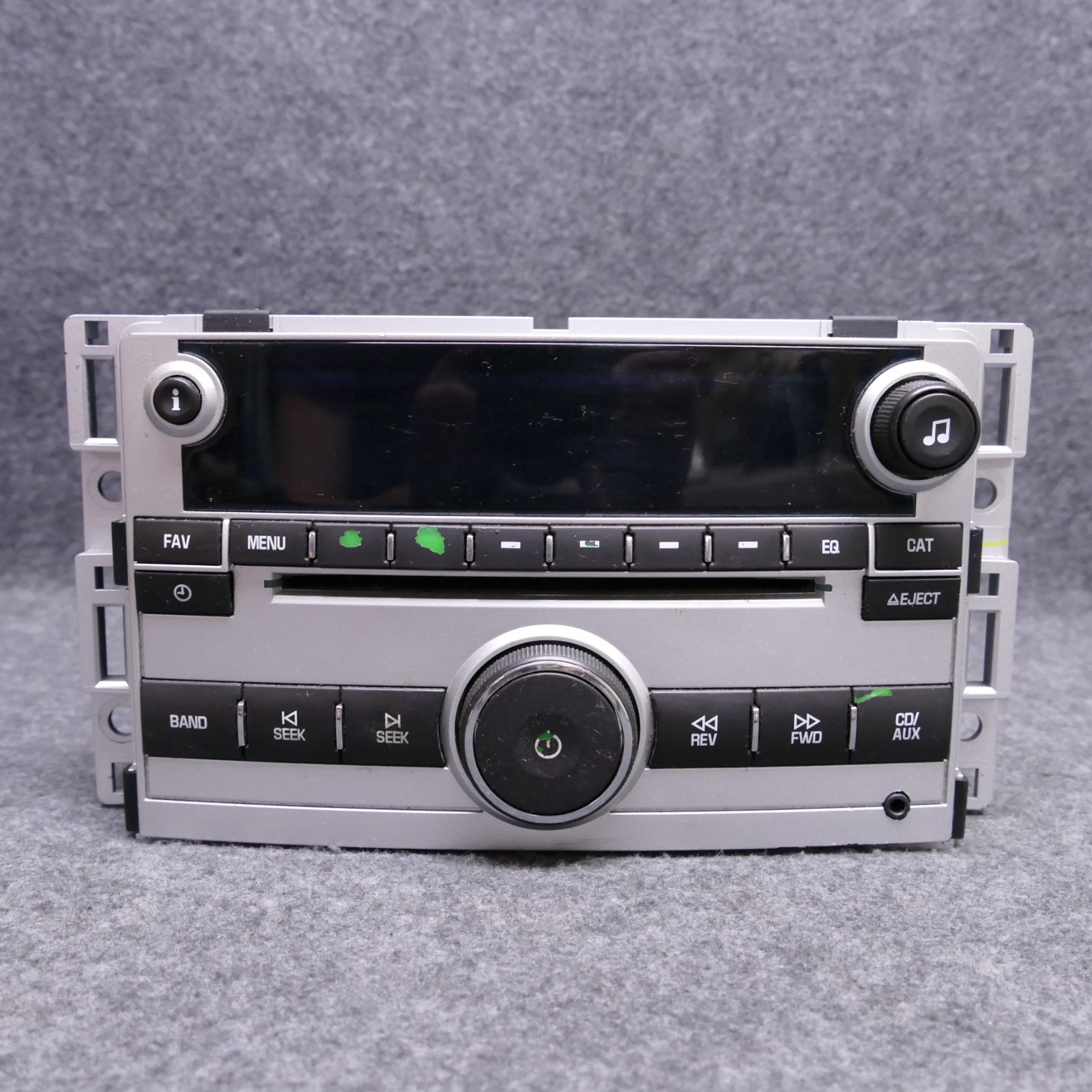 2009-2012 Chevy Malibu AM FM Radio CD Player Stereo Silver 20919616 GM 80688