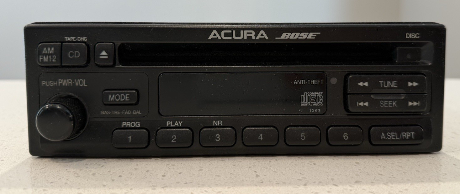 UNTESTED AS IS FOR PARTS Acura Bose Car CD Radio 39100-SS8-A010 Manufactured ’99