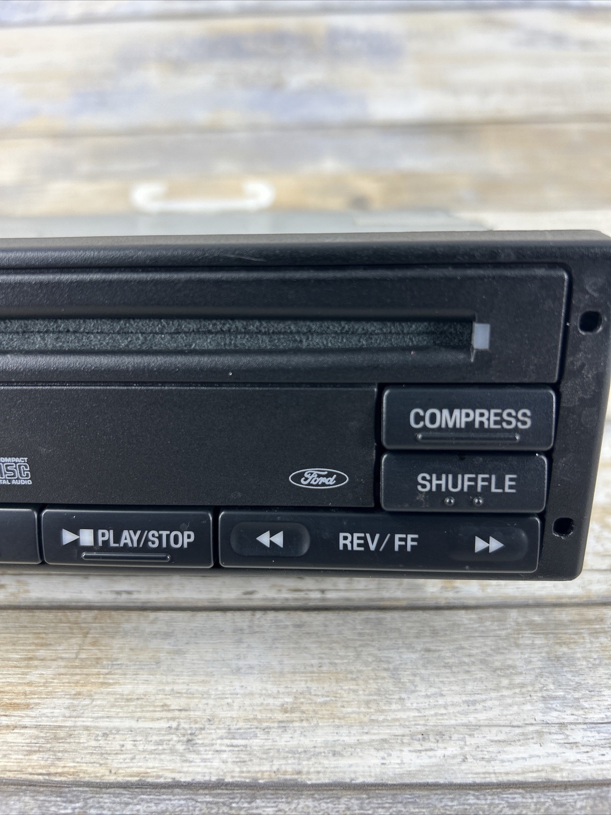 VTG Ford Mustang CD Player XR3F-19B160-AA UNTESTED