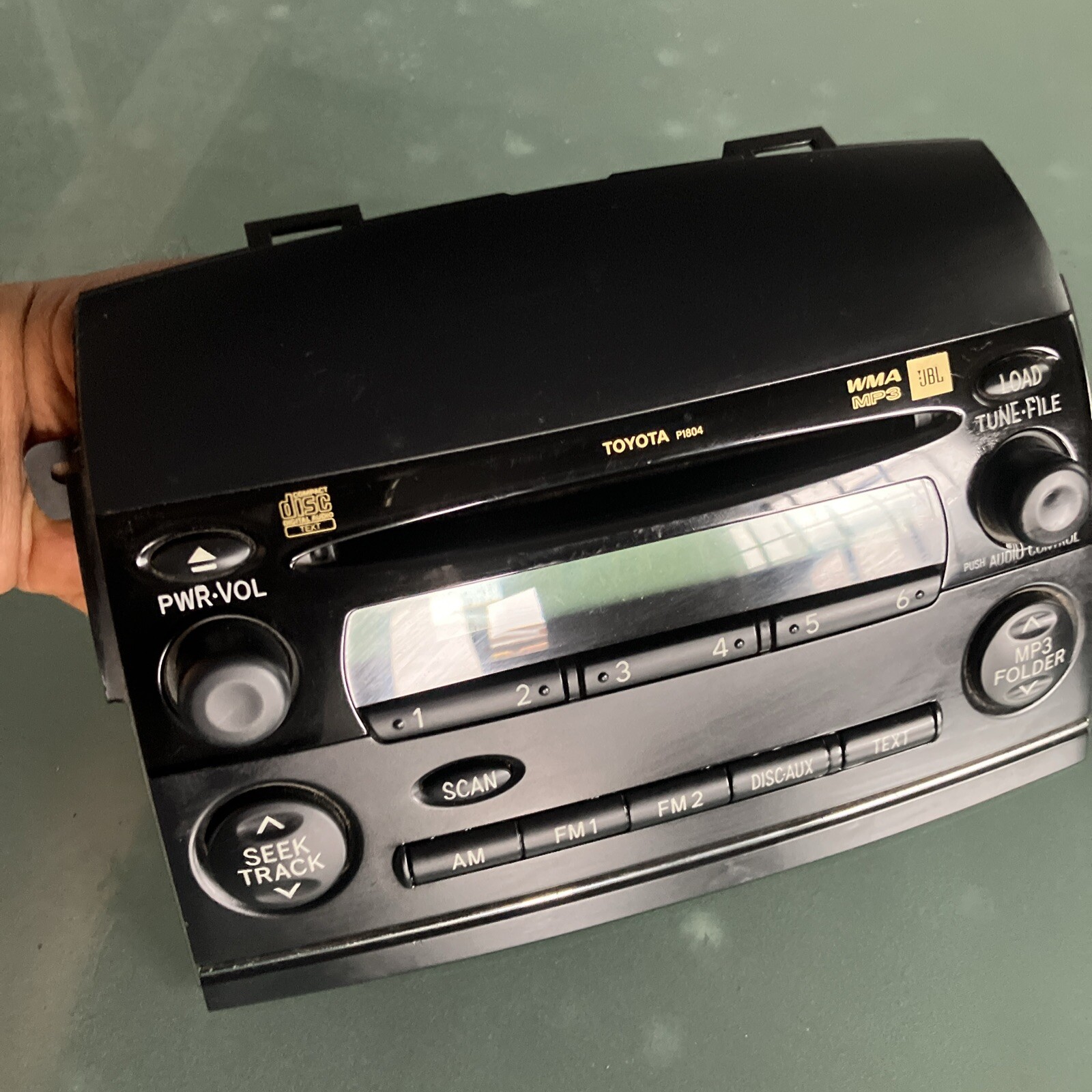 Toyota Sienna 2004-2010 P1804 RADIO FACIAL AM-FM STEREO CD MP3 WMA PLAYER 86120