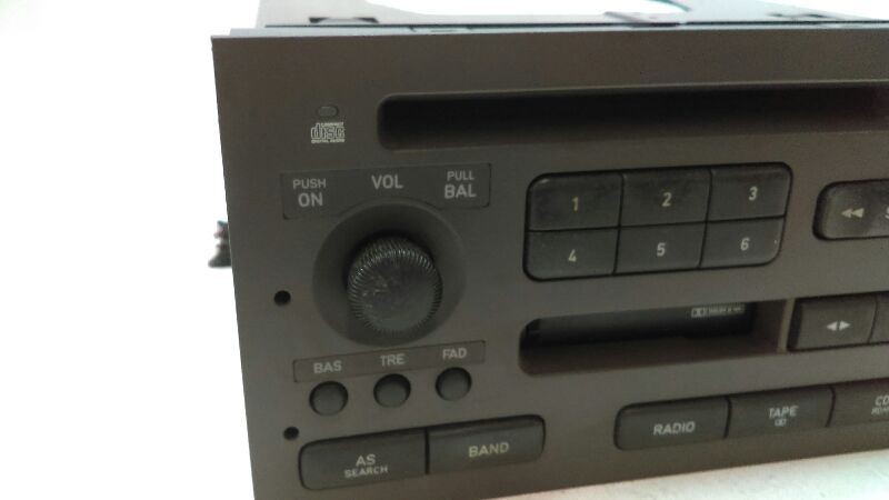Stereo Radio Receiver AM FM CD Cassette ID 5374640 Fits 04-05 SAAB 9-5 95 B160
