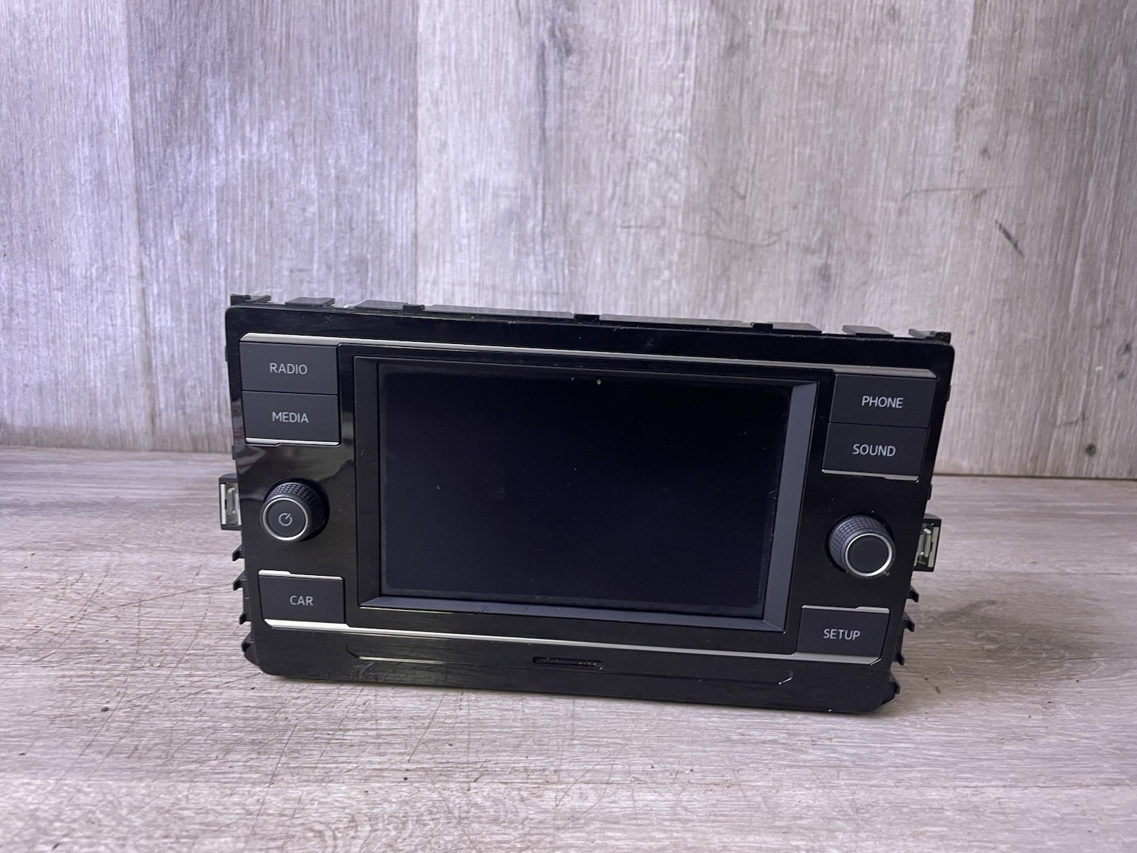 2019-21 VOLKSWAGEN JETTA RADIO HEAD UNIT OEM PART # 5G6.035.869.E