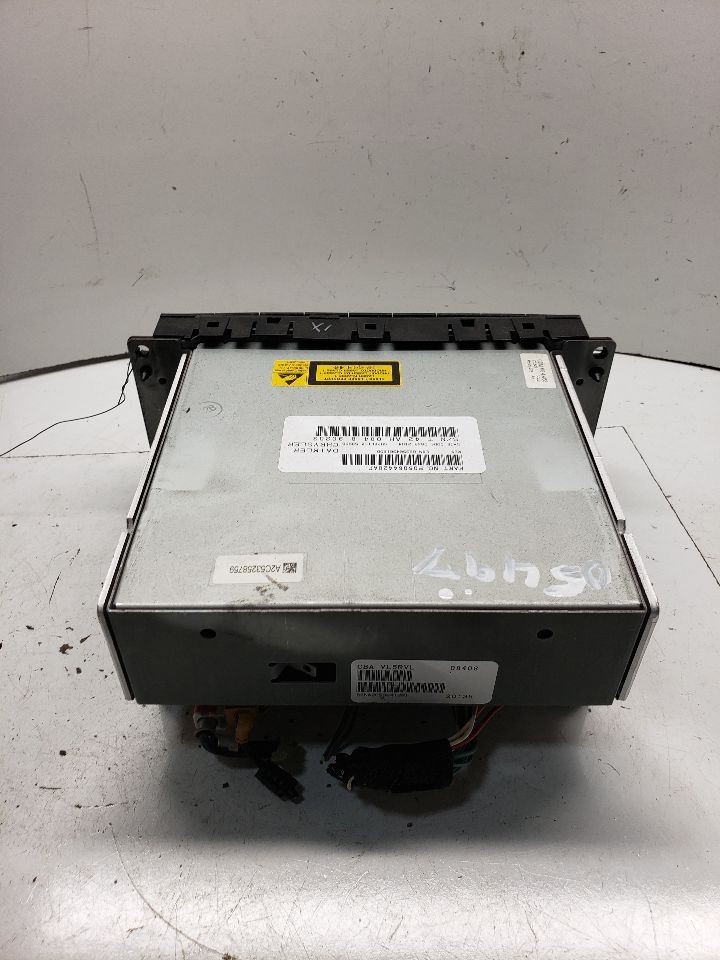 2008-2010 Dodge Dakota Radio AM FM CD-MP3 Face Plate ID RES OEM 1383414