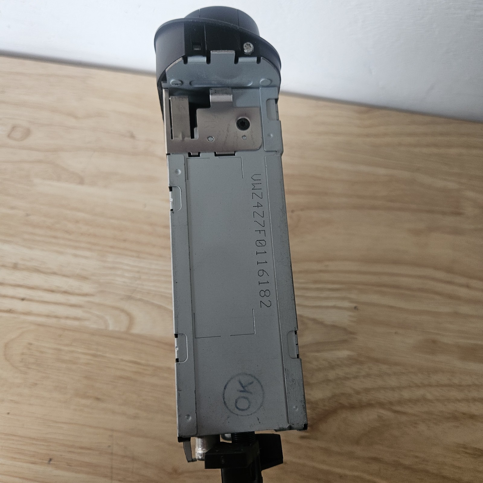 1998-2010 Volkswagen Beetle Radio Stereo Head Unit MP3 CD OEM