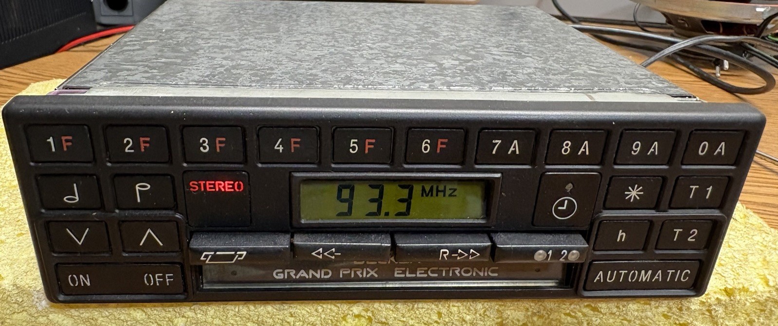 BECKER Radio GRAND PRIX Stereo Cassette Player – Mercedes W126 300D R107