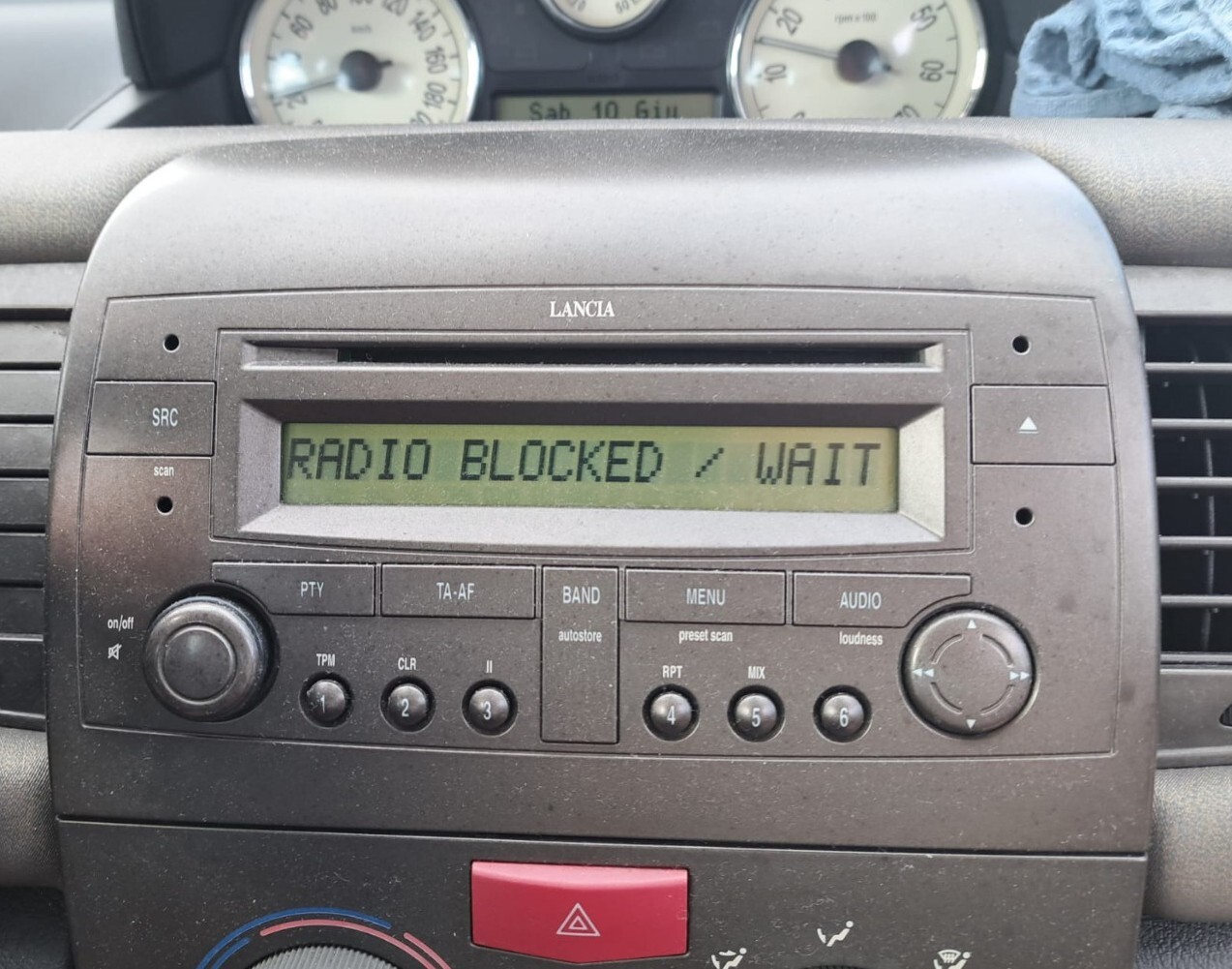 RADIO BLOCKED/WAIT Lancia Ypsilon e Y BLAUPUNKT CODE Codice Sblocco RADIO UNLOCK