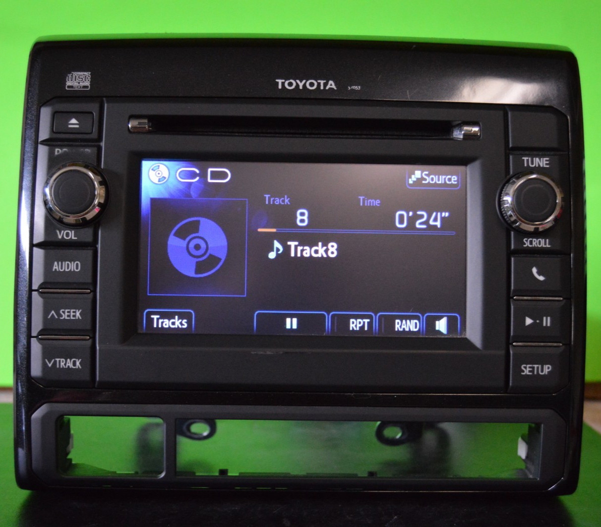 12 13 Toyota Tacoma OEM 57053 touchscreen Bluetooth CD player radio 86140-04080