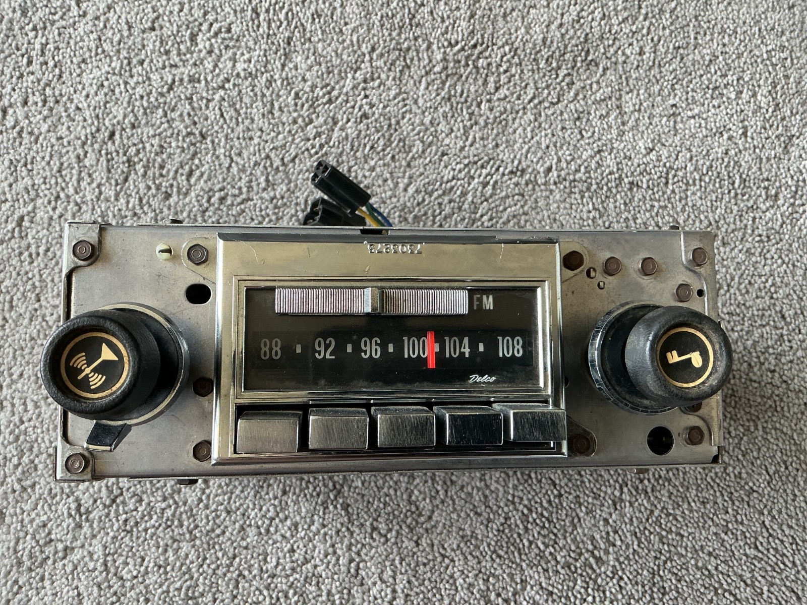 Factory OEM GM 1972-1976 Corvette AM/FM Radio White Letters 1973 1974 1975 Delco