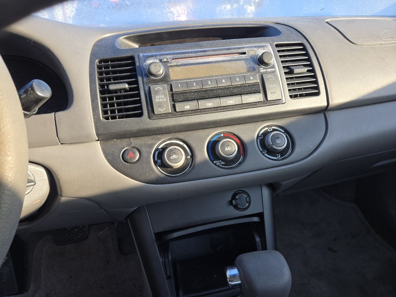 2005-2006 Toyota CAMRY Radio Receiver w/o Navigation Fujitsu Ten Mfr. ID 16860