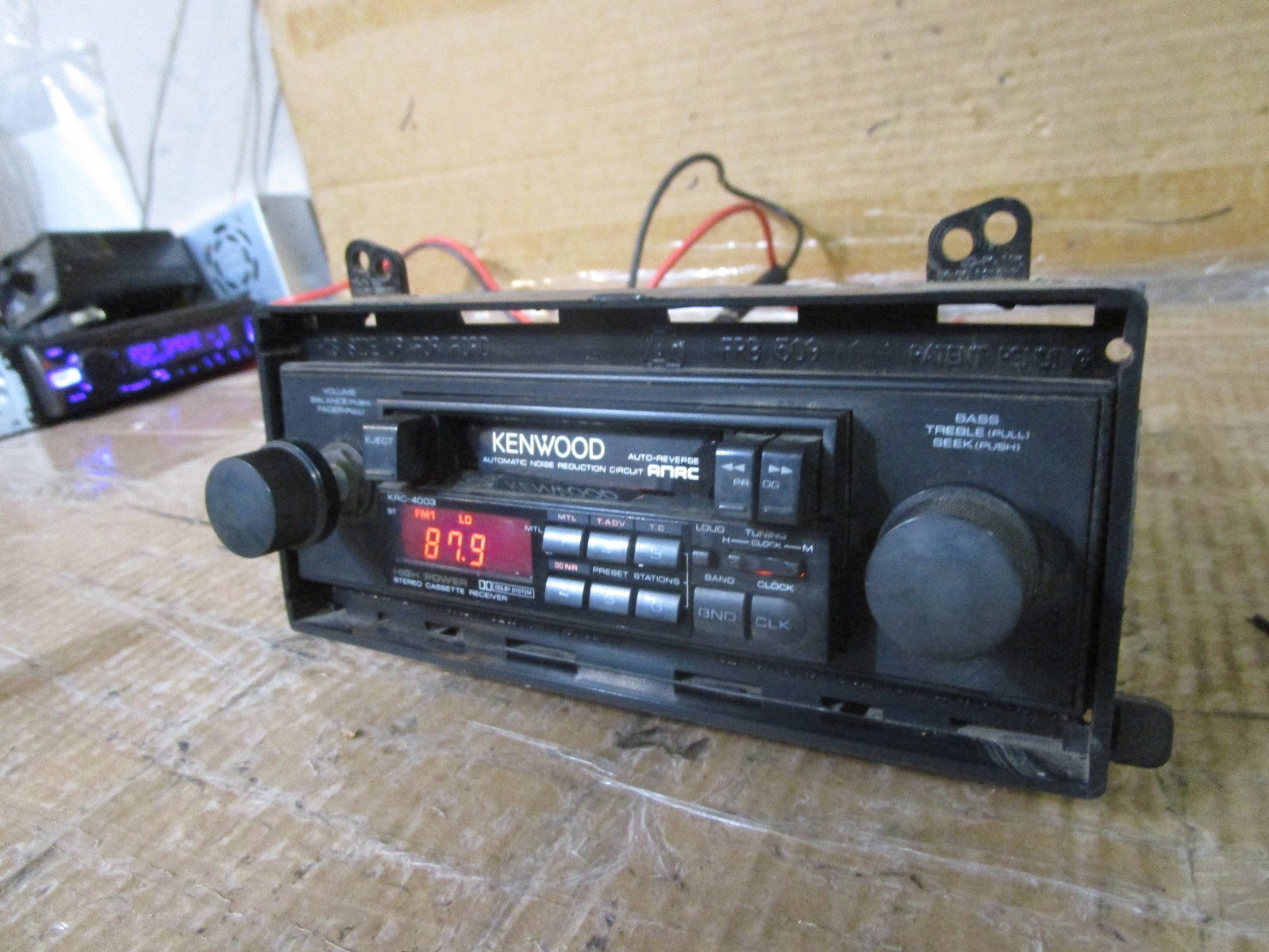 Kenwood Aftermarket Radio Stereo Cassette Player Receiver Sound Audio krc-4003