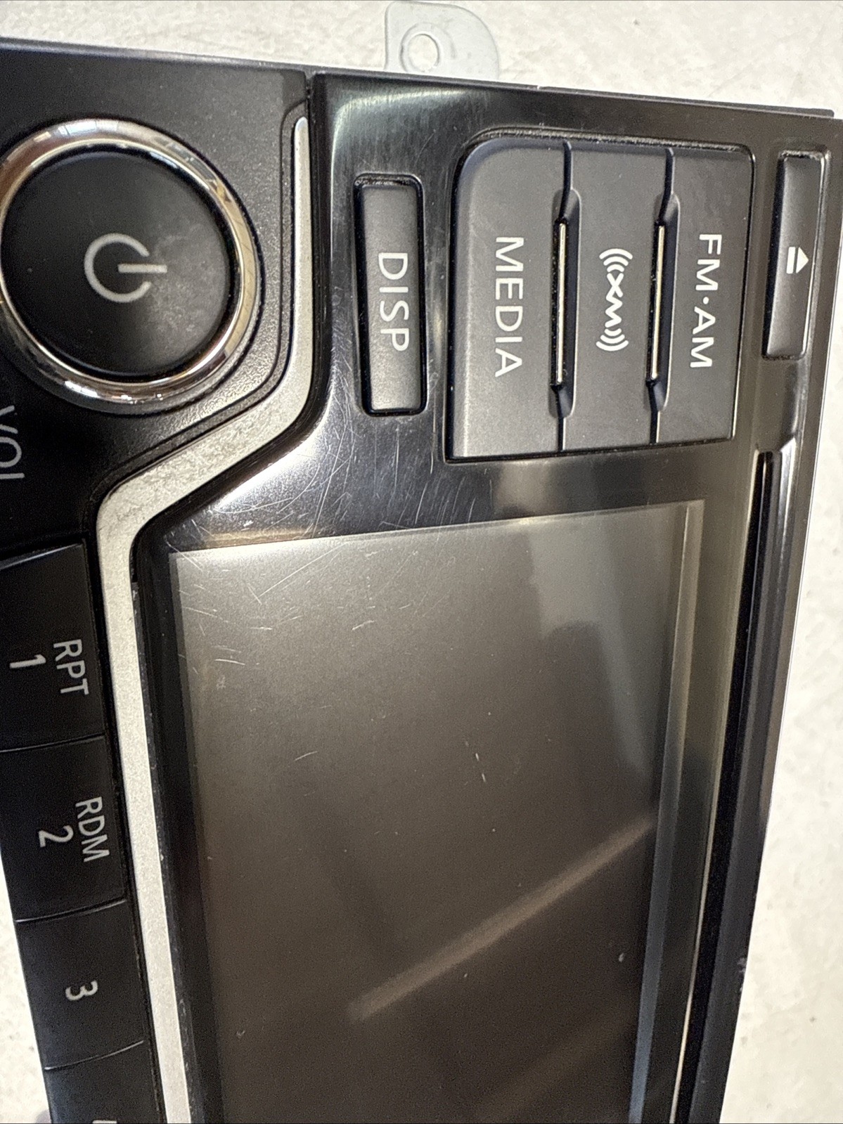2017-2019 Nissan Sentra Radio Receiver Stereo CD 5″ Screen w/o Nav 28185-4AF6A