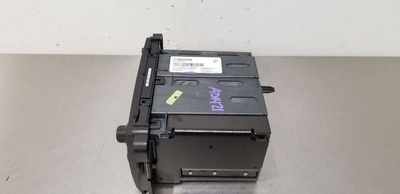 13 CHEVY SILVERADO 3500 RADIO AUDIO RECEIVER CONTROL PANEL HEAD UNIT 20934593