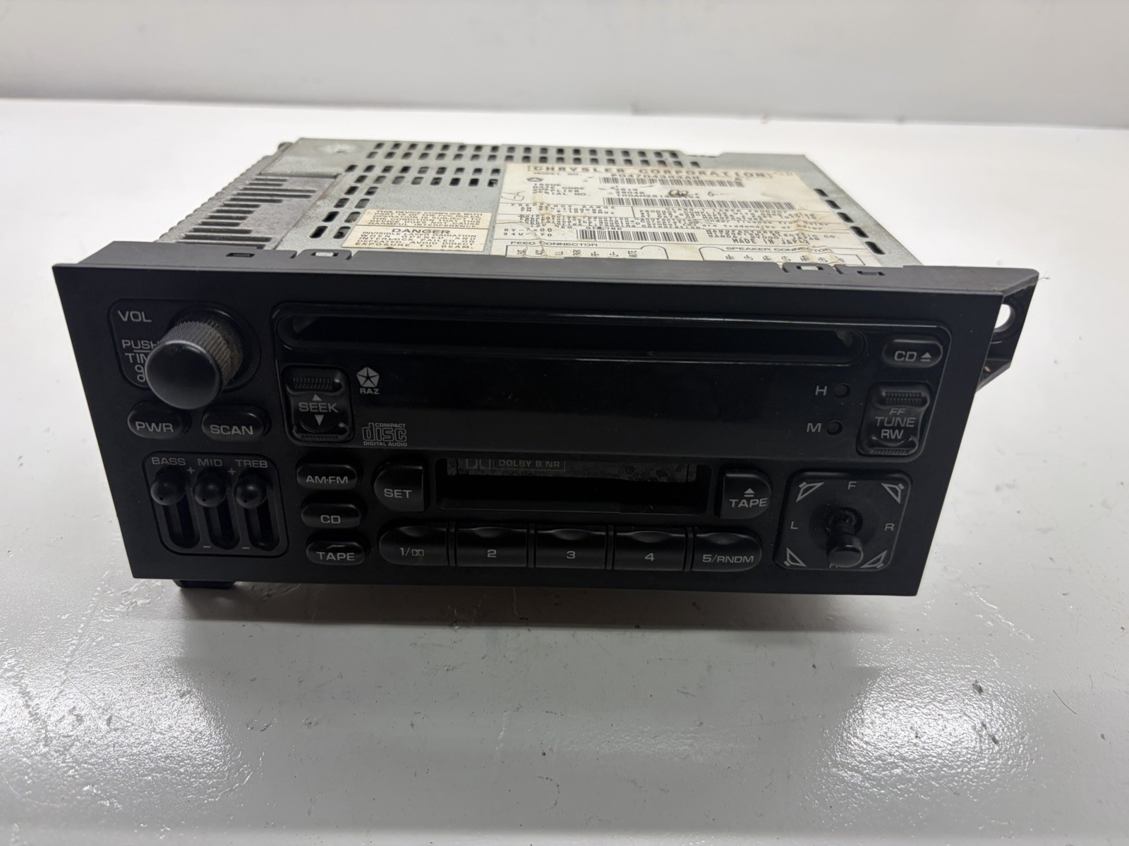 OEM 200o Dodge Dakota R/t Stereo Head Unit Radio OEM 2000