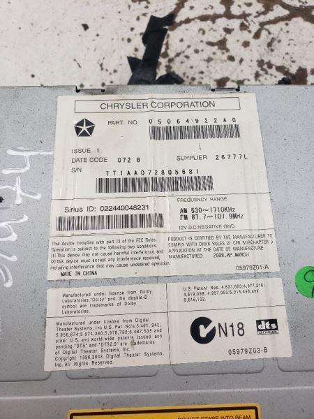 2008-2011 Dodge Dakota Radio AM FM6 Disc Cd-dvd Changer OEM 744870