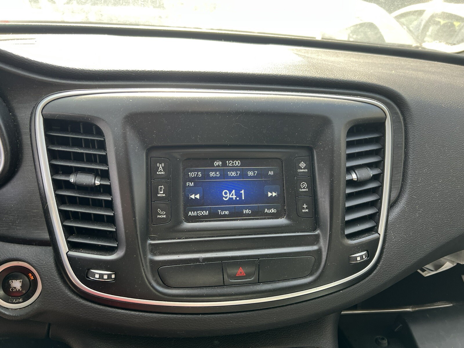 2015-2017 Chrysler 200 VP2 Bluetooth Satellite Radio Display Screen P68226693AD