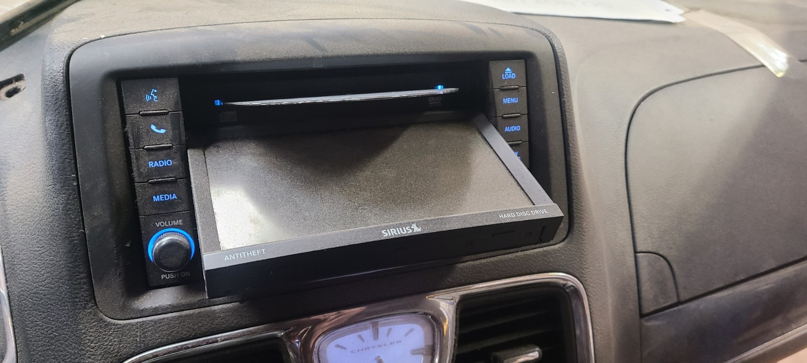 2016 Chrysler Town & Country Radio head Unit- Model# – ID: RHB