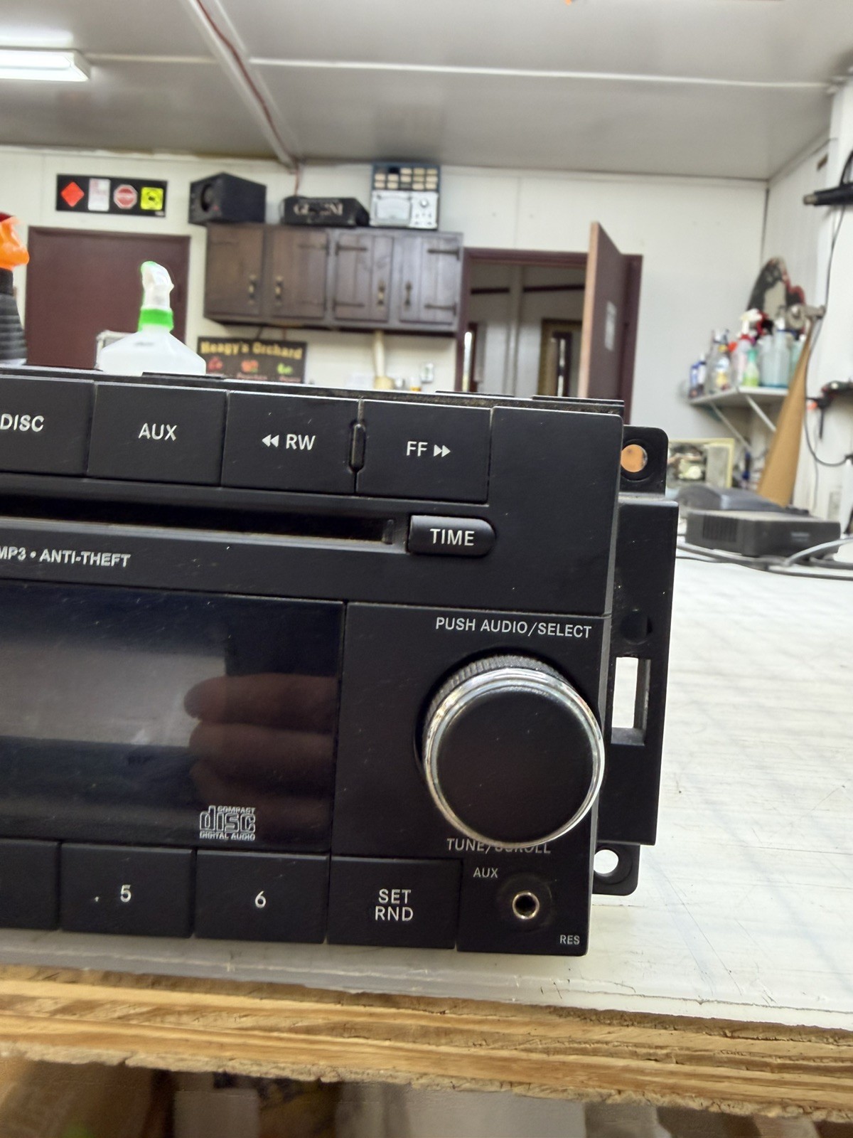 OEM Chrysler AM FM Audio Car Stereo Radio P05091195AC Working Dodge Jeep MP3 CD