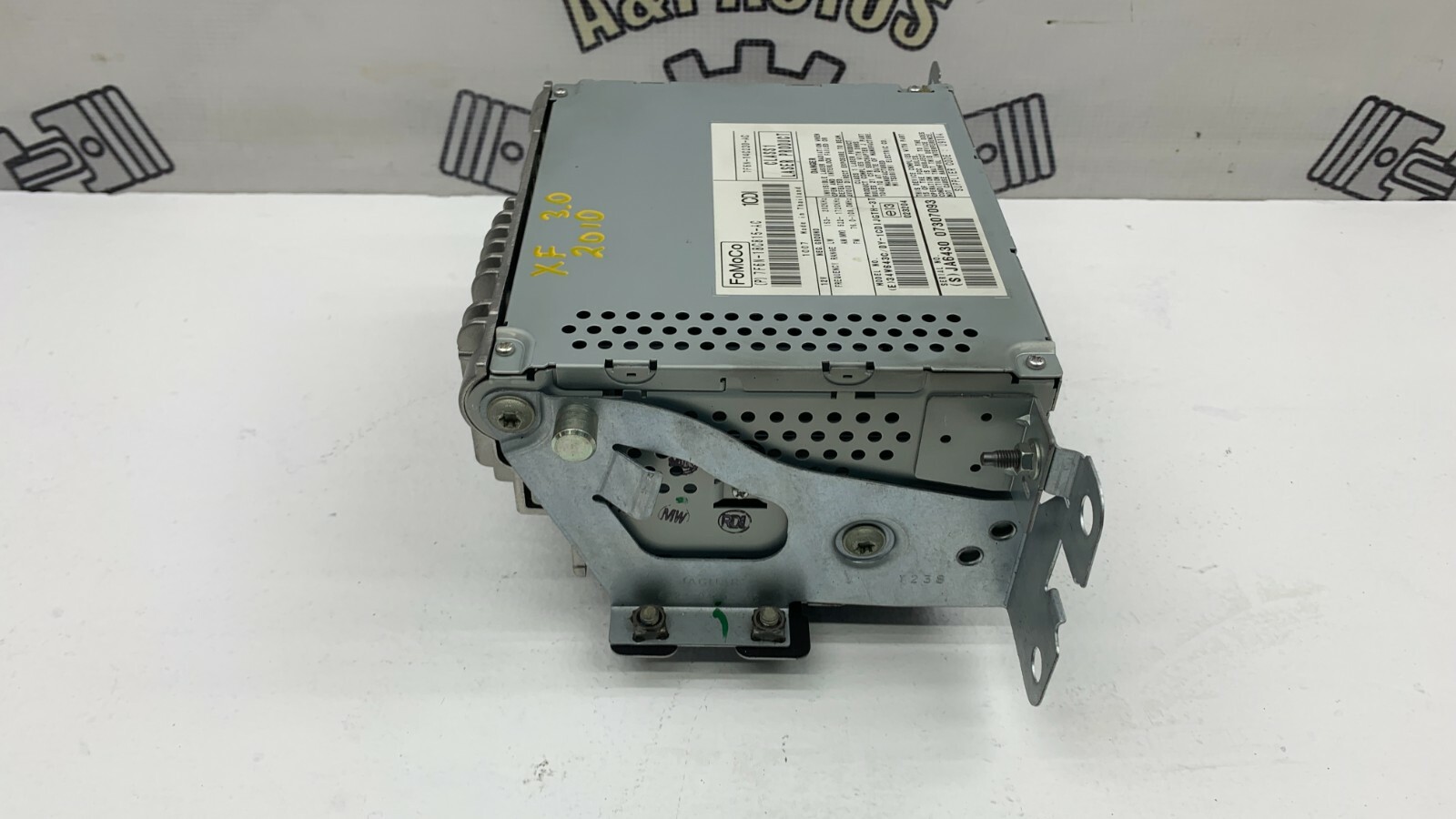 JAGUAR XF X250 RADIO STEREO CD PLAYER HEAD UNIT 7F6N-18C815-AC 2008-2011
