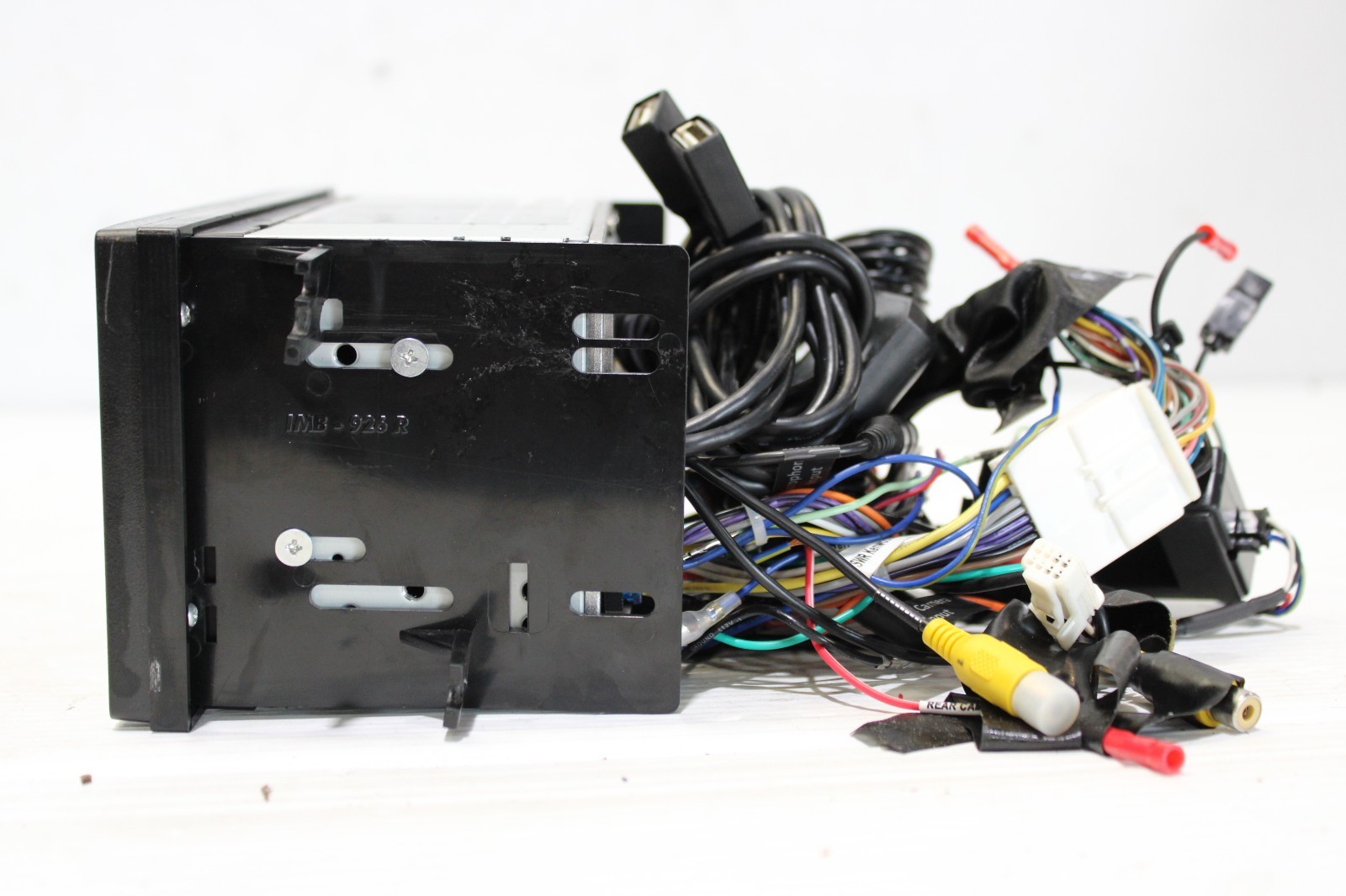 Boss Audio BE920WCPA Digital Multimedia Receiver 7″ Touchscreen W/ WIRING
