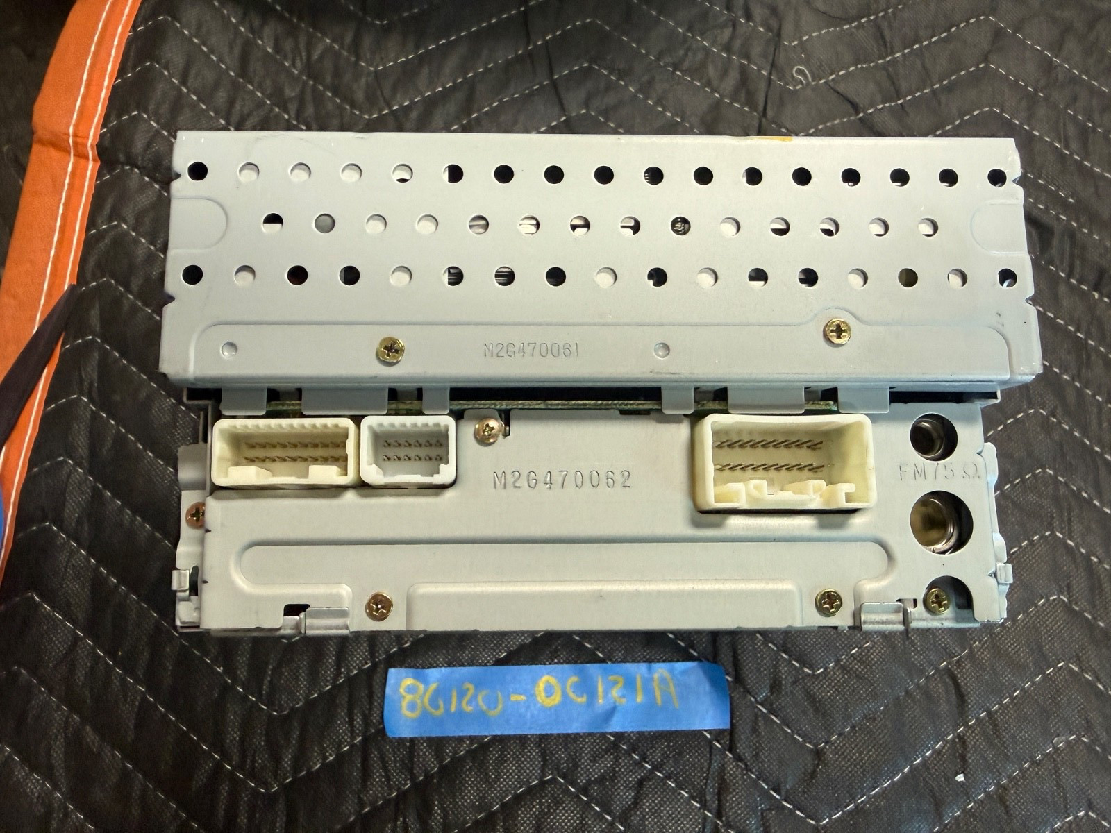 86120-0C121 2003-2004 Toyota Sequoia Tundra