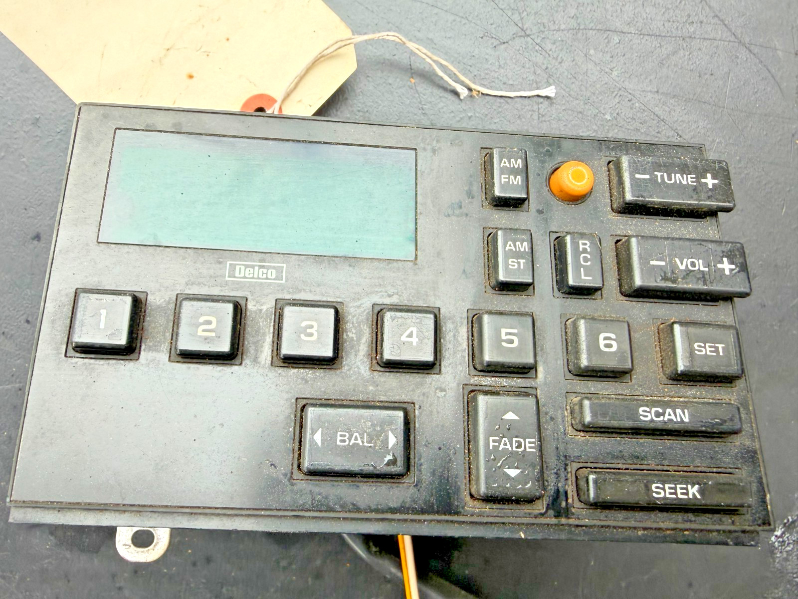 🐼 88-94 GM GMC / Chevrolet AM/FM Radio Stereo Control Head Unit 🌟