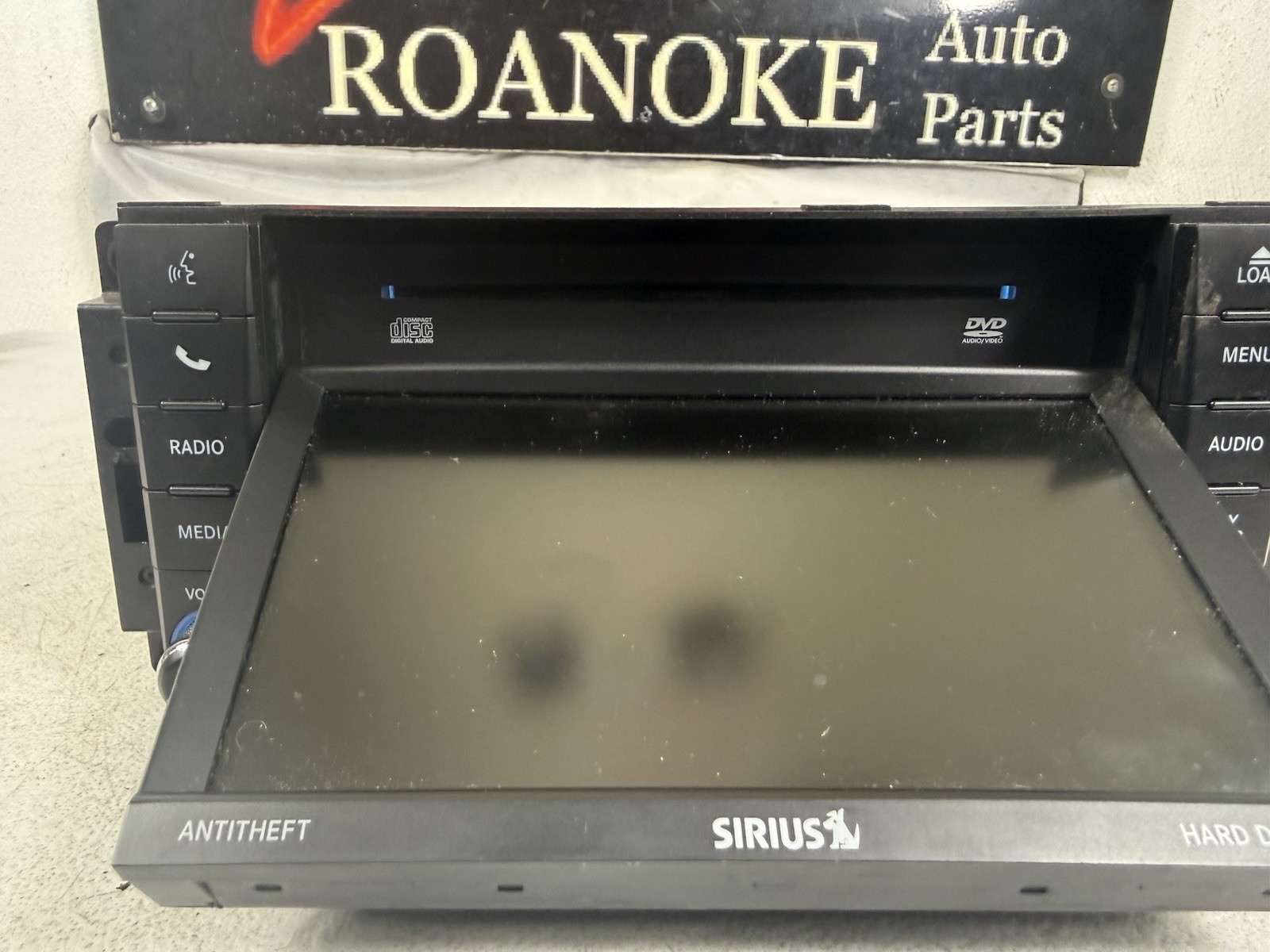 Jeep Dodge Chrysler MyGig CD DVD Radio High RBZ Wrangler Caravan Ram UCONNECT