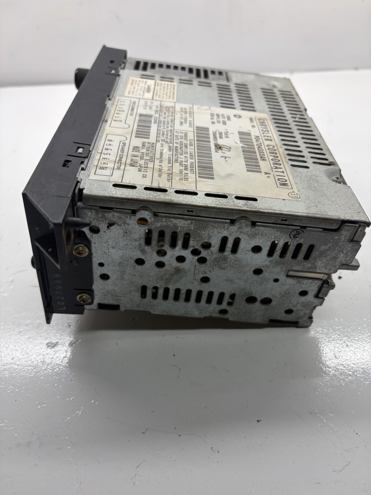 OEM 200o Dodge Dakota R/t Stereo Head Unit Radio OEM 2000