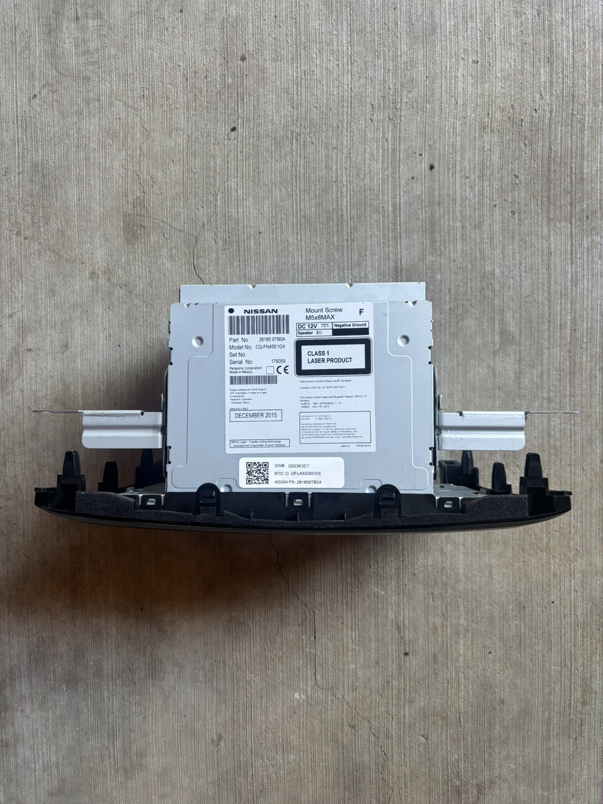 2015-2016 NISSAN ROGUE (NONE SPORT) AUDIO STEREO RADIO HEAD UNIT OEM 281859TB0A
