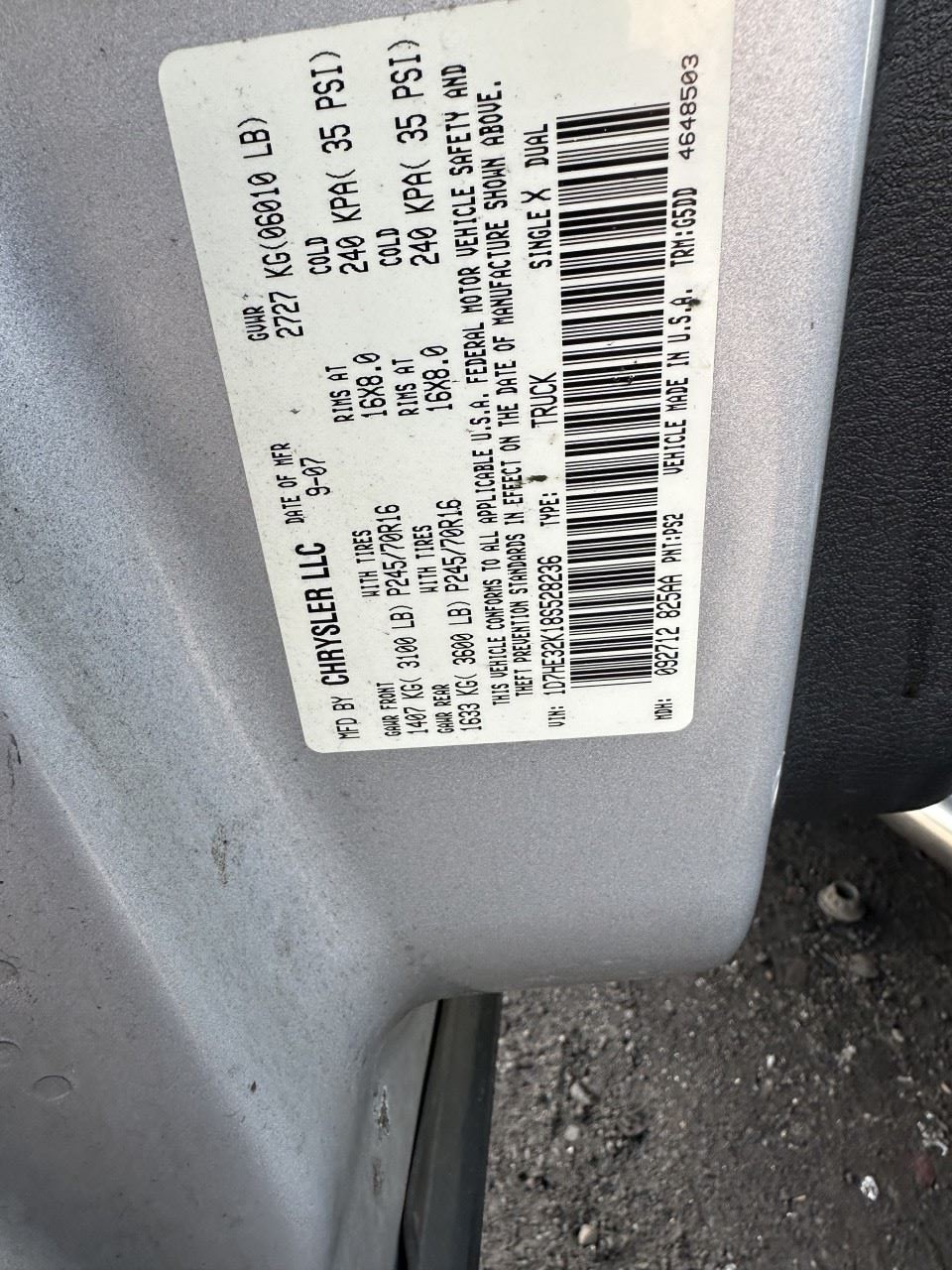 2008-2010 Dodge Dakota Radio AM FM CD-MP3 Face Plate ID RES OEM 1412321