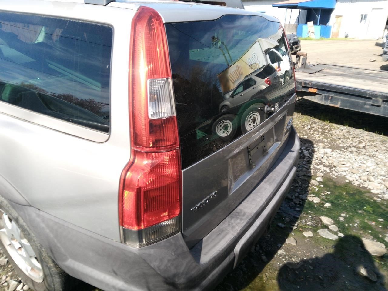 Audio Equipment Radio Receiver ID HU-613 Fits 01-05 VOLVO 60 SERIES 32431557